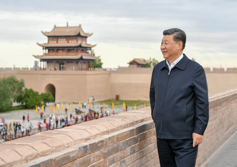 2019年8月20日，習(xí)近平總書記來到嘉峪關(guān)關(guān)城，登上城樓察看關(guān)城整體面貌，聽取河西走廊長城、關(guān)隘歷史文化情況介紹。