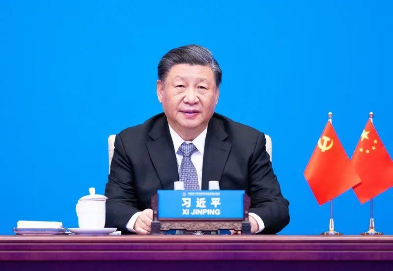 3月15日，習(xí)近平總書記在北京出席中國共產(chǎn)黨與世界政黨高層對話會并發(fā)表題為《攜手同行現(xiàn)代化之路》的主旨講話。