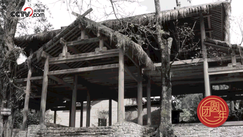 △ 云南省騰沖市清水鄉(xiāng)三家村的司莫拉佤族村曾經(jīng)是貧困村，隨著國家脫貧攻堅(jiān)、鄉(xiāng)村振興的推進(jìn)，這個(gè)小村寨舊貌換新顏，變成了名副其實(shí)的美麗鄉(xiāng)村。
