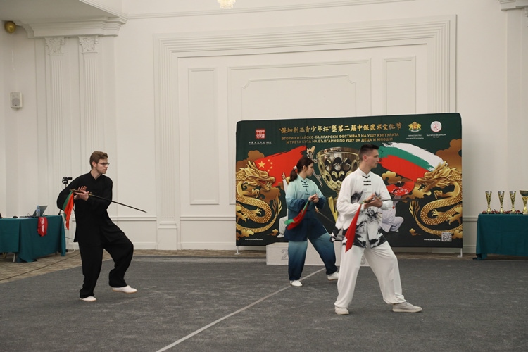 武術愛好者現場表演。索非亞中國文化中心供圖